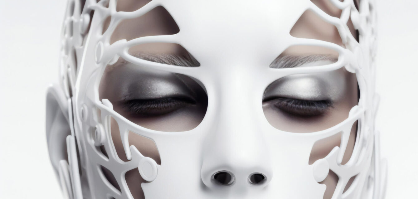 medium-shot-model-posing-with-futuristic-mask 1 medium-shot-model-posing-with-futuristic-mask 1